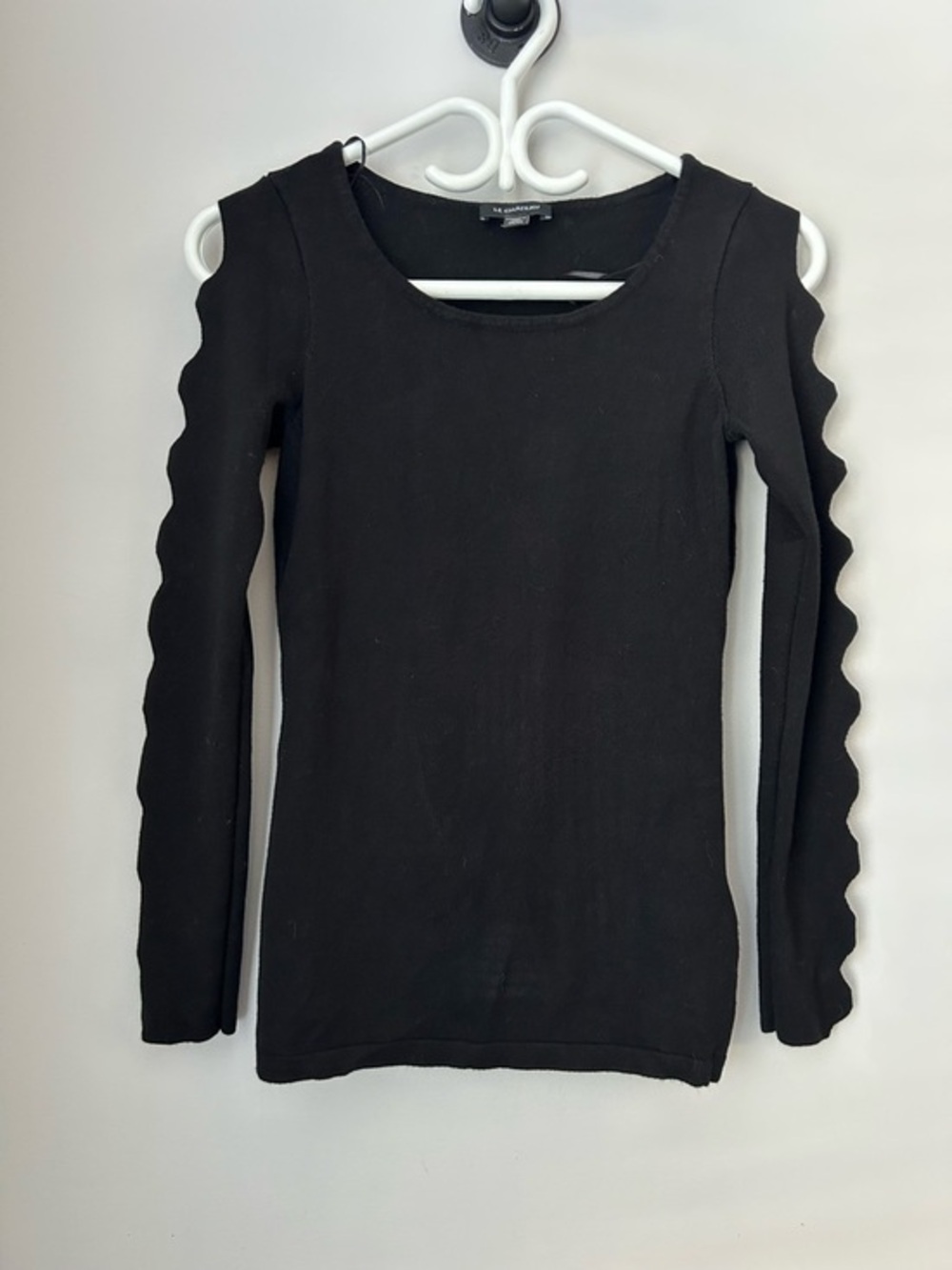 Le Chateau Cutout Sleeve Sweater